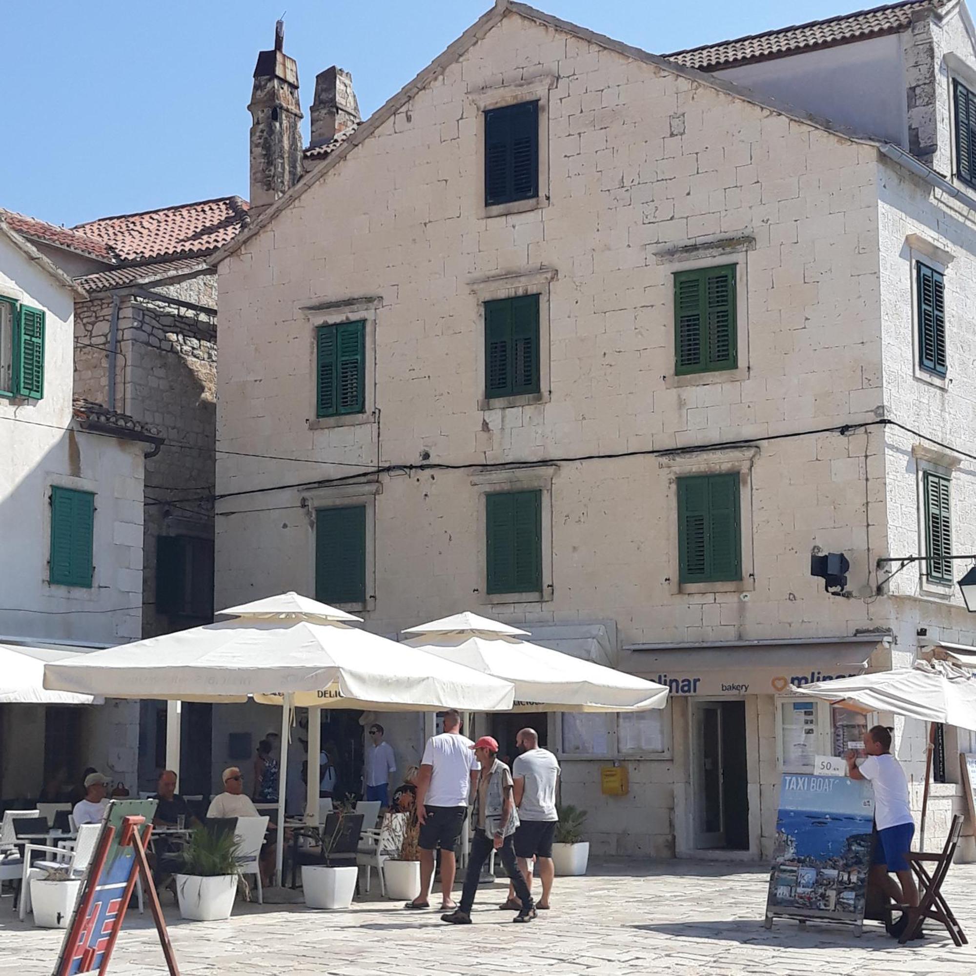 Apartment Lilly With Amazing City View Hvar Town Dış mekan fotoğraf